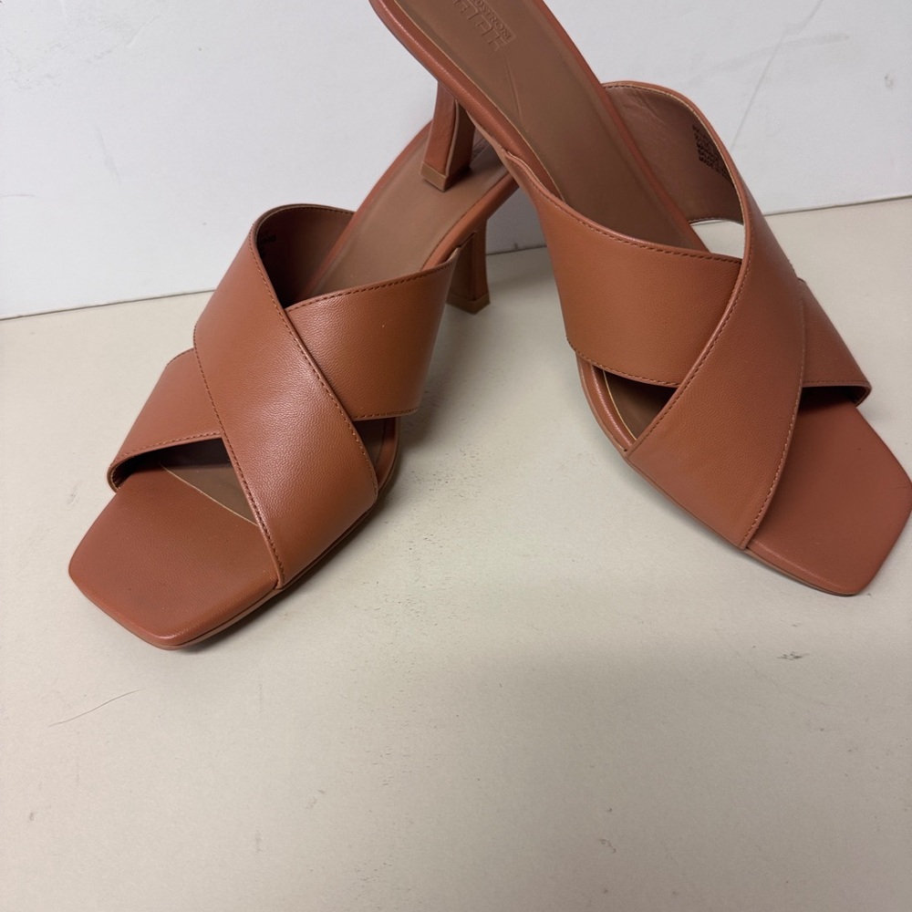Cross-Strap Square Toe Heeled Sandals in Cognac